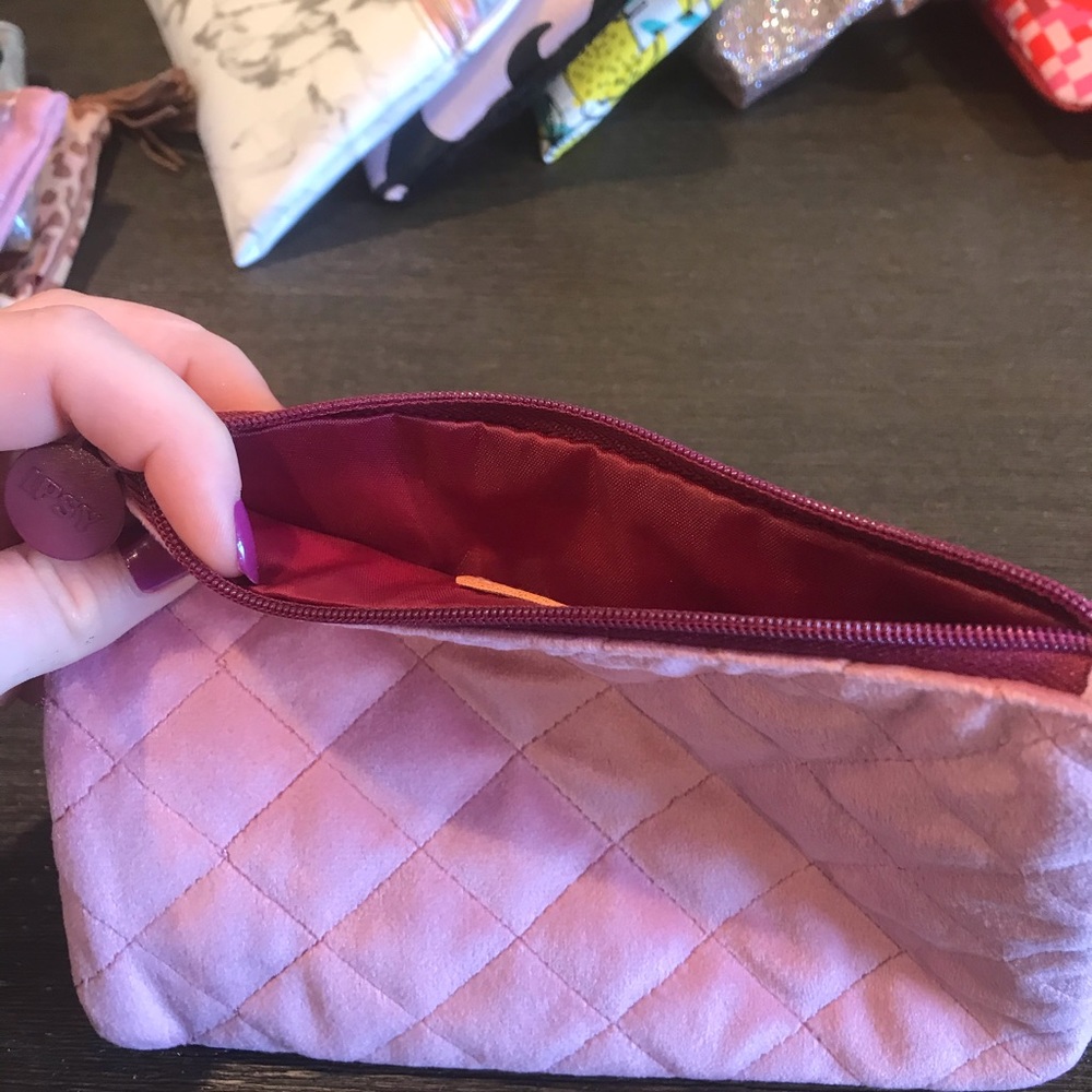 Make up bag - Picture 2 of 2